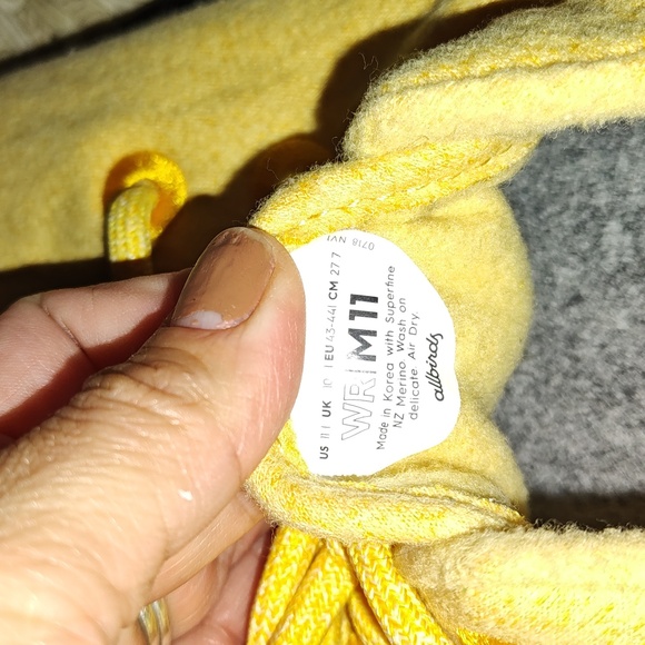 Allbirds wool runners yellow sneakers size 11 - Picture 4 of 5